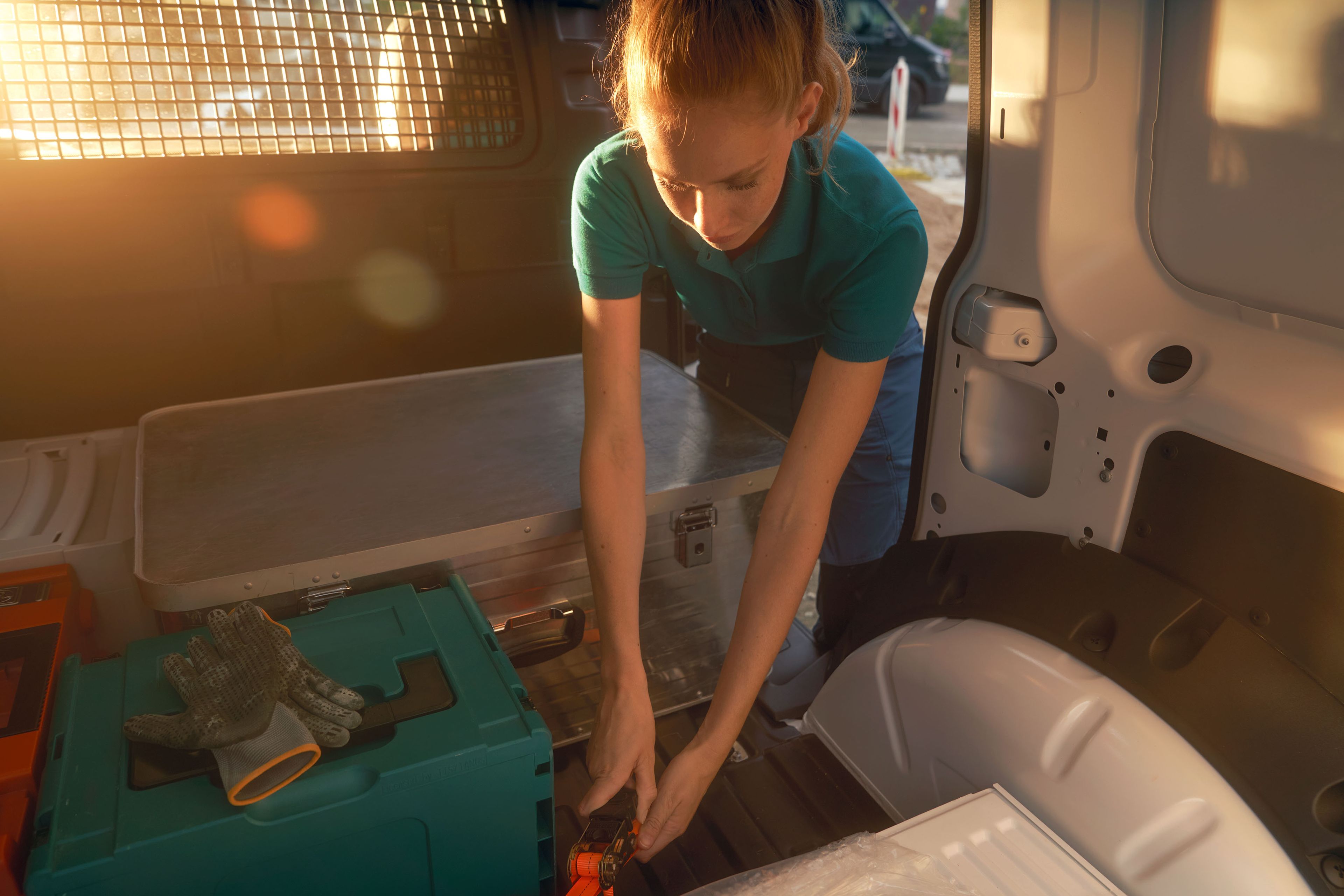 O compartimento de carga do novo VW Caddy Cargo.