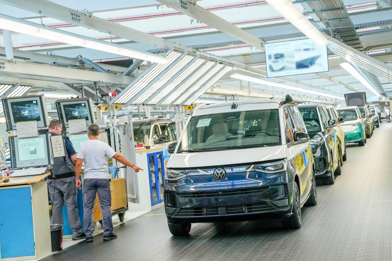 Multivan e California: produção dos modelos atualizados arranca na Volkswagen Veículos Comerciais em Hanover