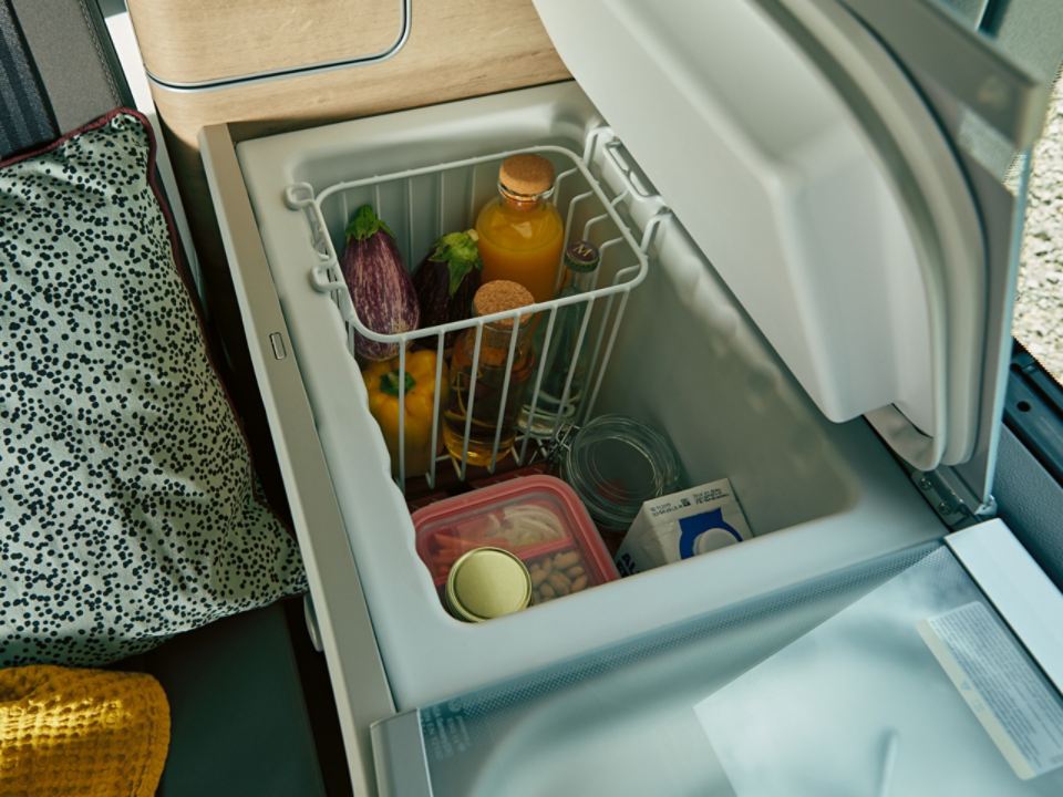 Uma arca frigorífica da VW California 6.1.