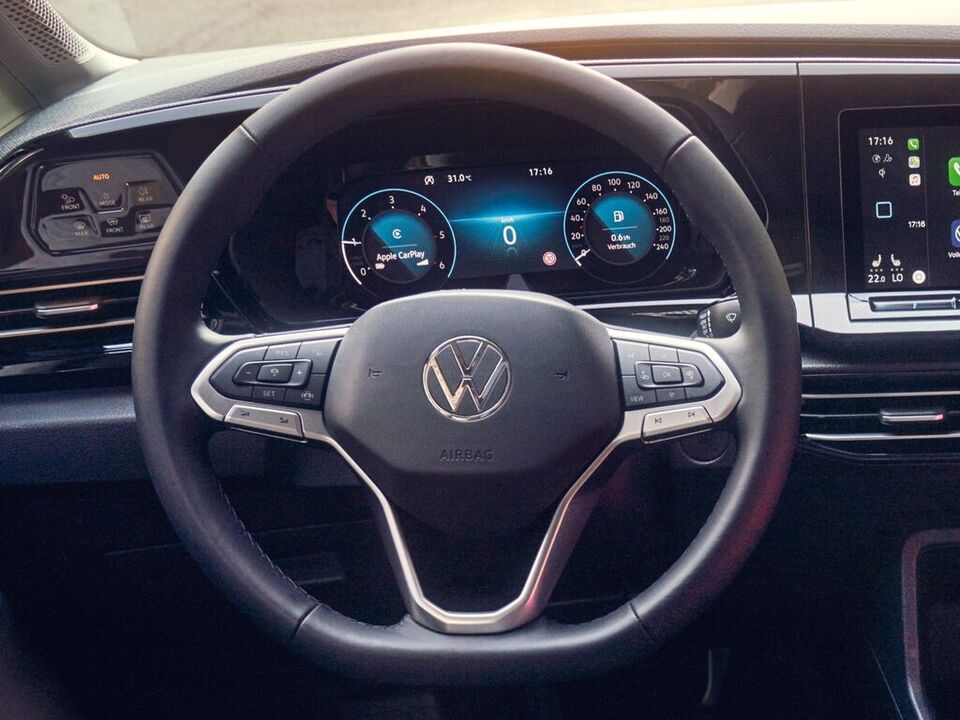 O volante multifunções da carrinha VW Caddy