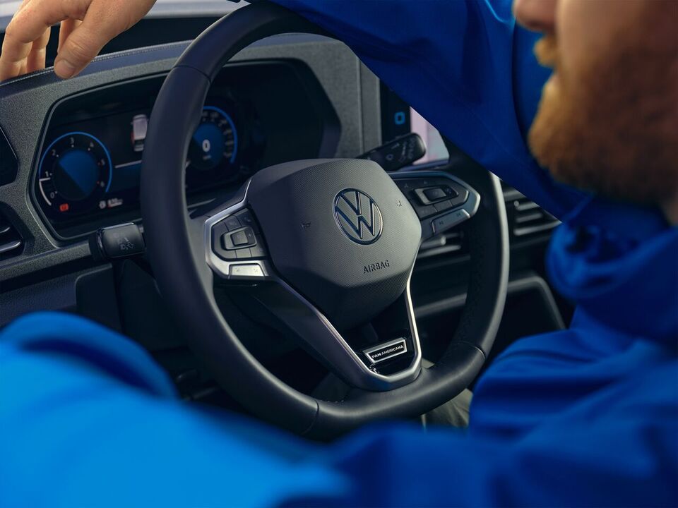 O Cockpit Digital da Volkswagen Caddy PanAmericana.