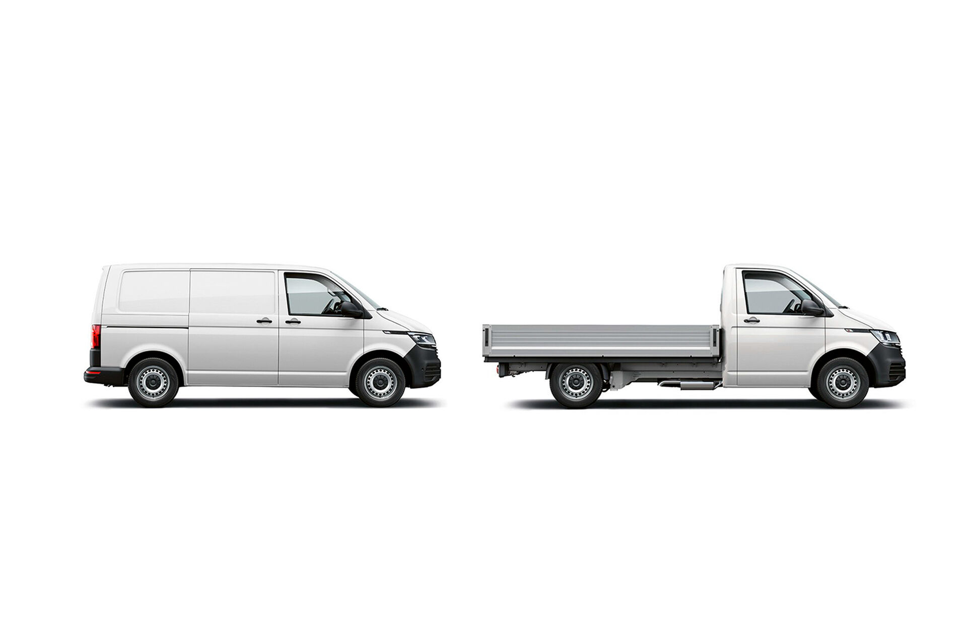 2 versões da carrinha VW Transporter: furgão e caixa aberta.