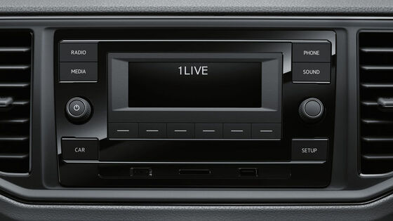 O sistema de rádio VW "Composition Audio" ao detalhe.