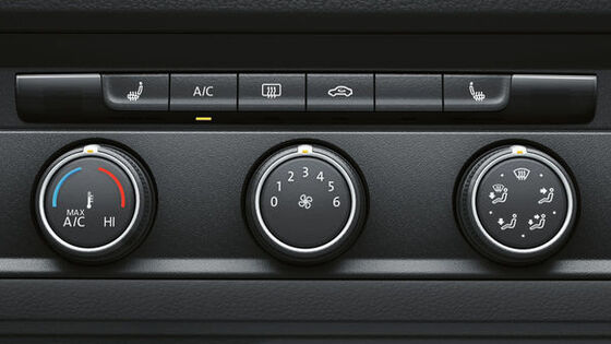 Um sistema de ar condicionado da Volkswagen Veículos Comerciais ao detalhe.