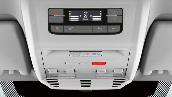 Vista frontal do painel de controlo de um sistema de aquecimento da VW Caravelle 6.1