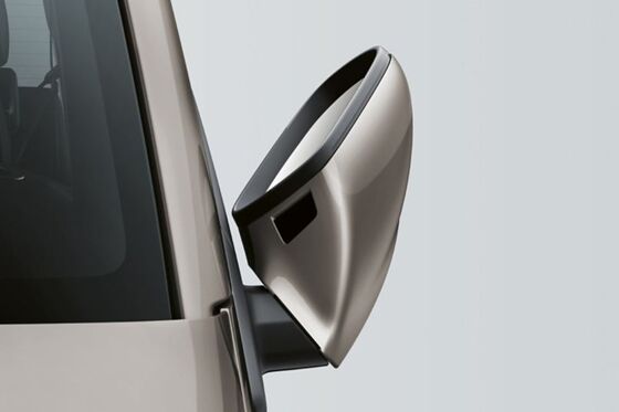 VW California 6.1 com espelhos retrovisores exteriores ajustáveis, aquecidos e rebatíveis eletricamente 